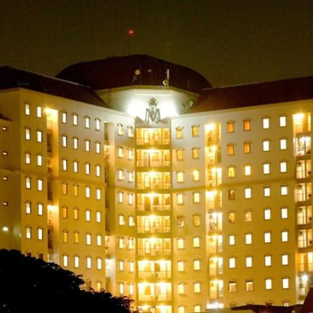 Youre At - The Majesty Apartment Бандунг Экстерьер фото