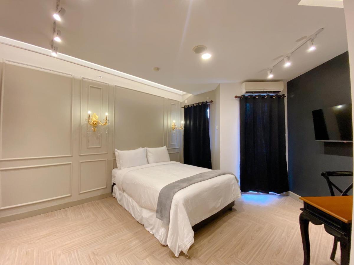 Youre At - The Majesty Apartment Бандунг Экстерьер фото